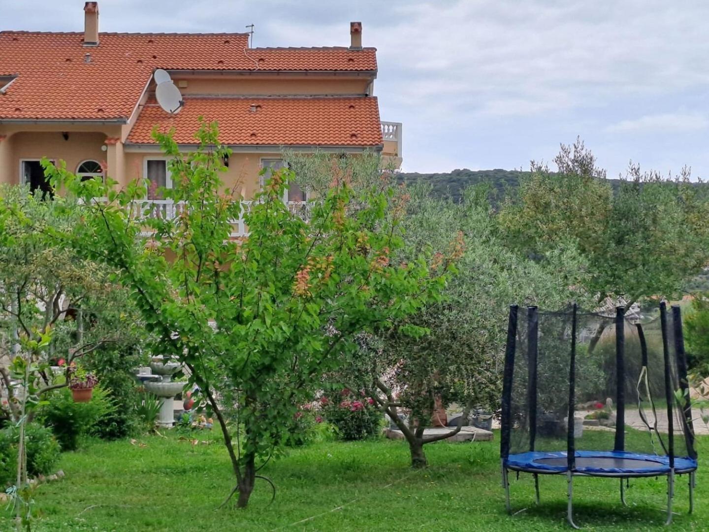 Apartments Mig - With Beautiful Garden Supetarska Draga Luaran gambar