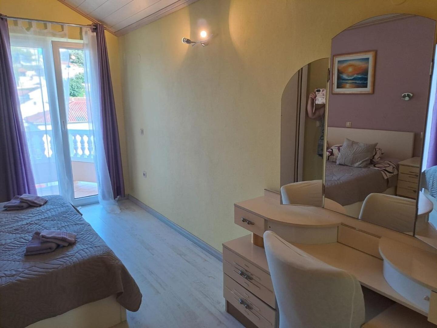 Apartments Mig - With Beautiful Garden Supetarska Draga Luaran gambar